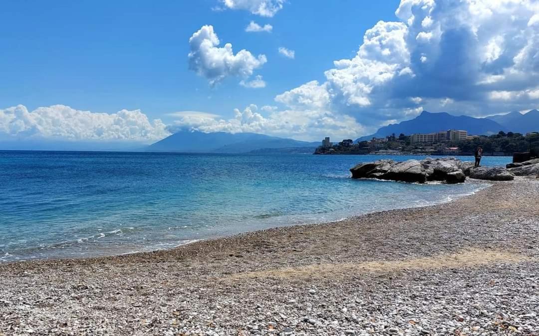 La Casetta Di Marianne Santa Flavia Eksteriør bilde
